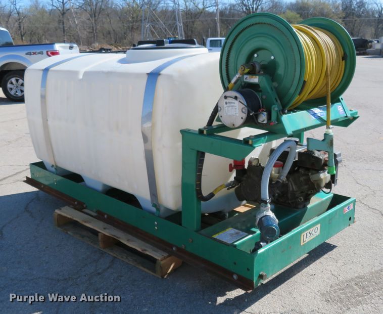 image for item HV9724 Lesco LSY300PER300  turf sprayer