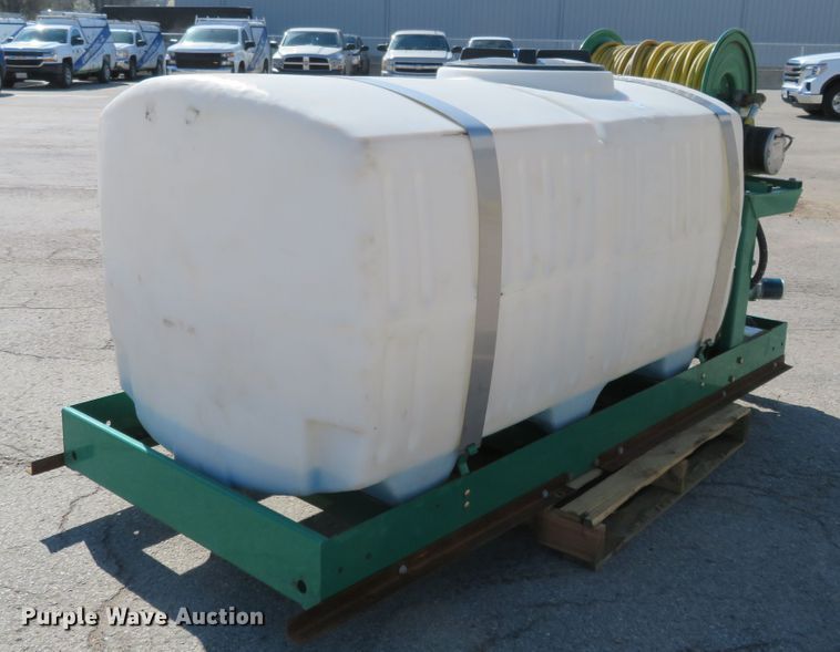 image for item HV9724 Lesco LSY300PER300  turf sprayer