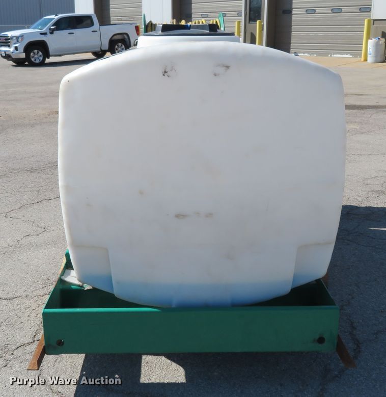 image for item HV9724 Lesco LSY300PER300  turf sprayer