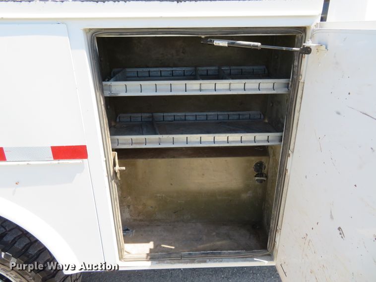 image for item HV9725 2014 Dodge Ram 2500HD  utility bed pickup truck