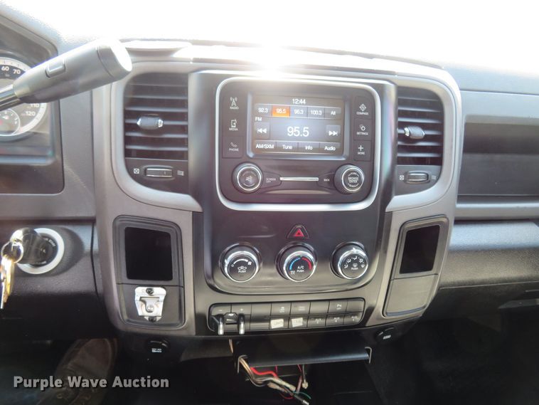 image for item HV9725 2014 Dodge Ram 2500HD  utility bed pickup truck