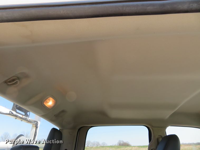 image for item HV9725 2014 Dodge Ram 2500HD  utility bed pickup truck