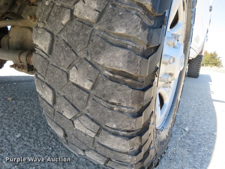 image for item HV9725 2014 Dodge Ram 2500HD  utility bed pickup truck