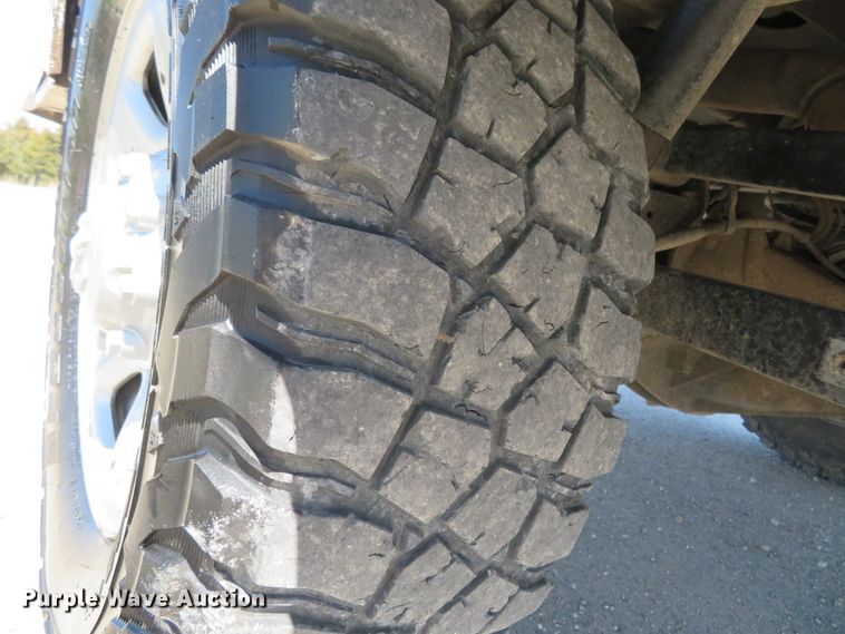 image for item HV9725 2014 Dodge Ram 2500HD  utility bed pickup truck