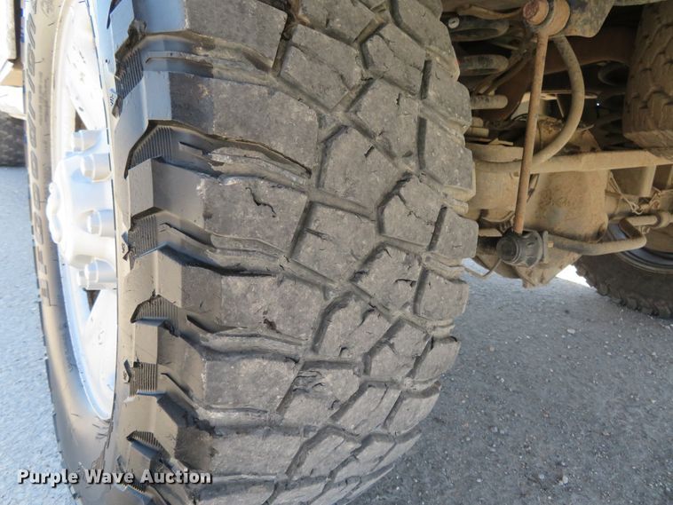 image for item HV9725 2014 Dodge Ram 2500HD  utility bed pickup truck