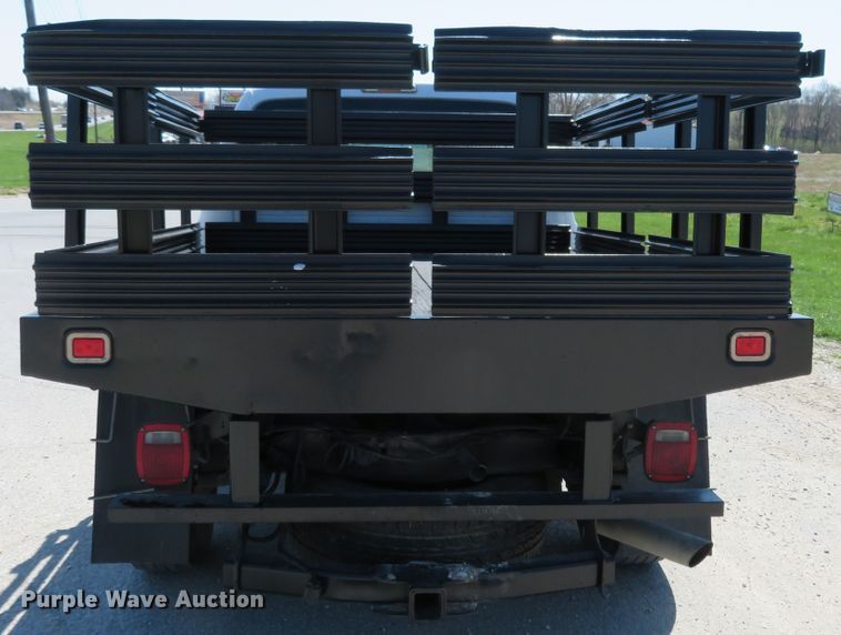 image for item HV9727 2012 Ford F250 Super Duty  flatbed pickup truck