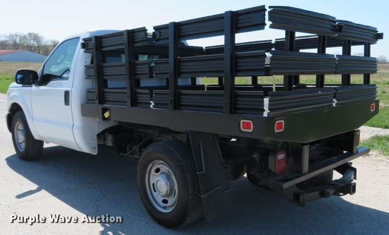 image for item HV9727 2012 Ford F250 Super Duty  flatbed pickup truck