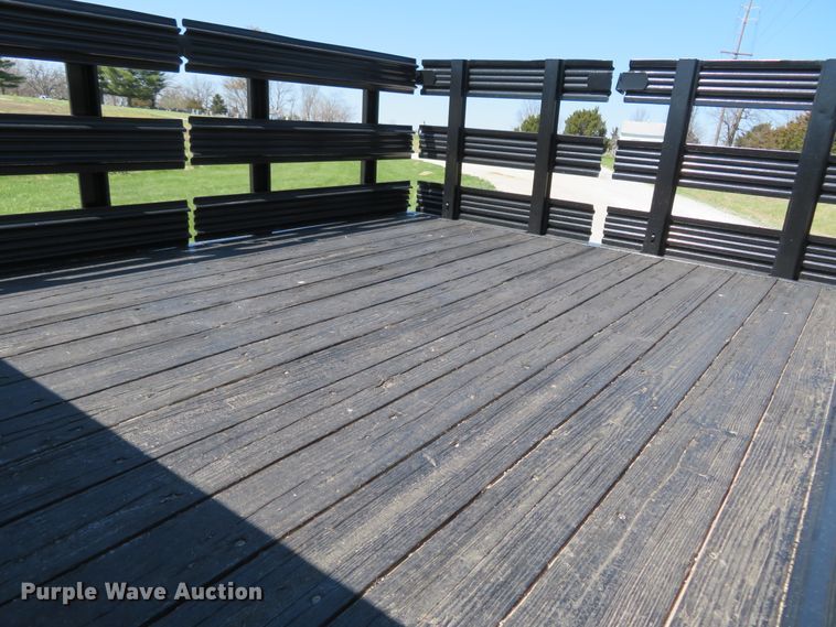 image for item HV9727 2012 Ford F250 Super Duty  flatbed pickup truck