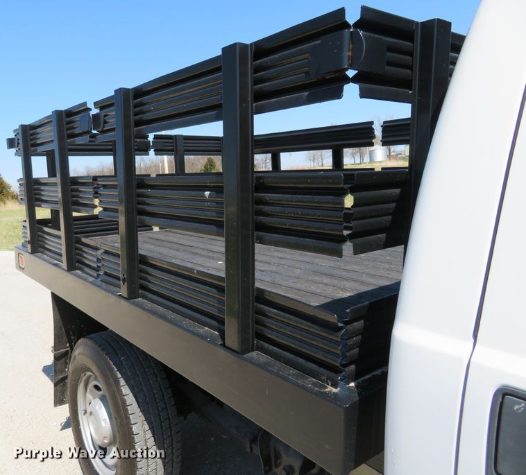 image for item HV9727 2012 Ford F250 Super Duty  flatbed pickup truck