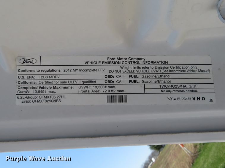 image for item HV9727 2012 Ford F250 Super Duty  flatbed pickup truck