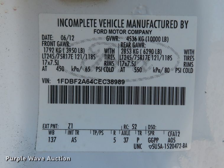 image for item HV9727 2012 Ford F250 Super Duty  flatbed pickup truck