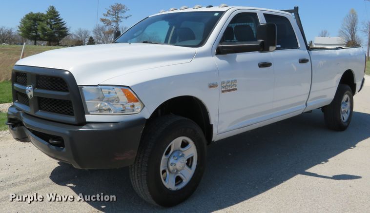 image for item HV9728 2016 Dodge Ram 2500HD  Crew Cab pickup truck