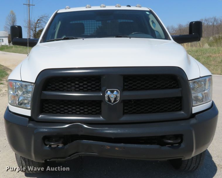 image for item HV9728 2016 Dodge Ram 2500HD  Crew Cab pickup truck