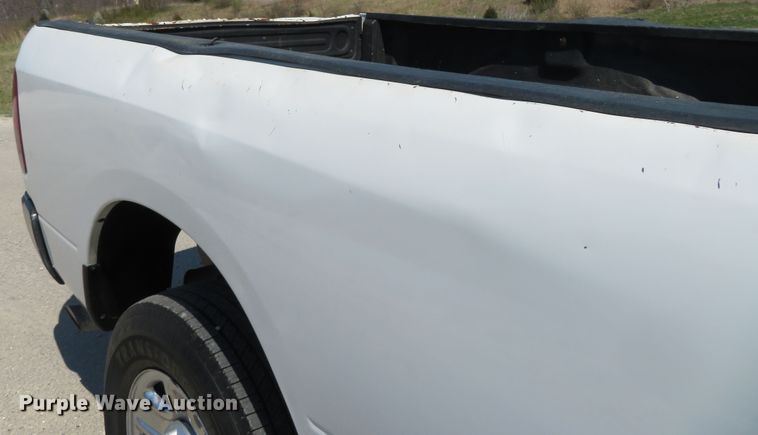 image for item HV9728 2016 Dodge Ram 2500HD  Crew Cab pickup truck