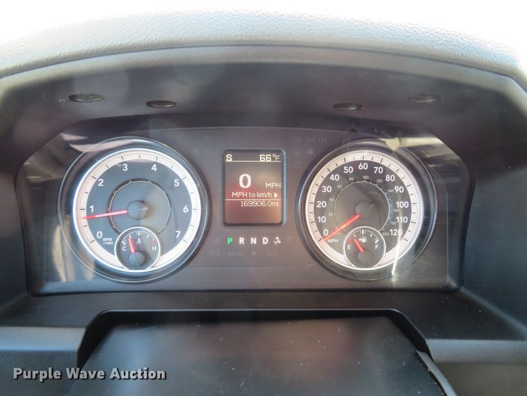 image for item HV9728 2016 Dodge Ram 2500HD  Crew Cab pickup truck