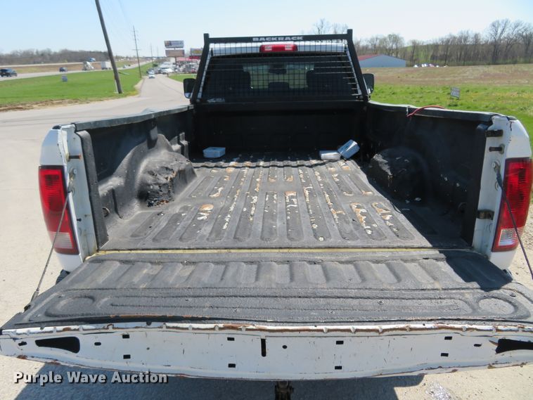 image for item HV9728 2016 Dodge Ram 2500HD  Crew Cab pickup truck