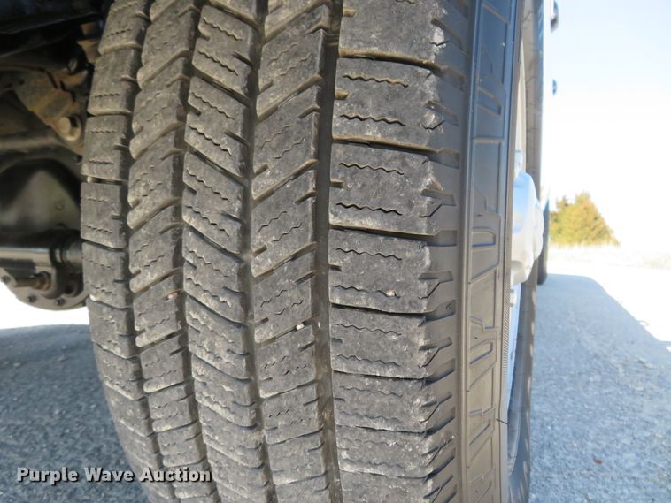 image for item HV9728 2016 Dodge Ram 2500HD  Crew Cab pickup truck