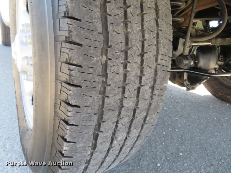 image for item HV9728 2016 Dodge Ram 2500HD  Crew Cab pickup truck