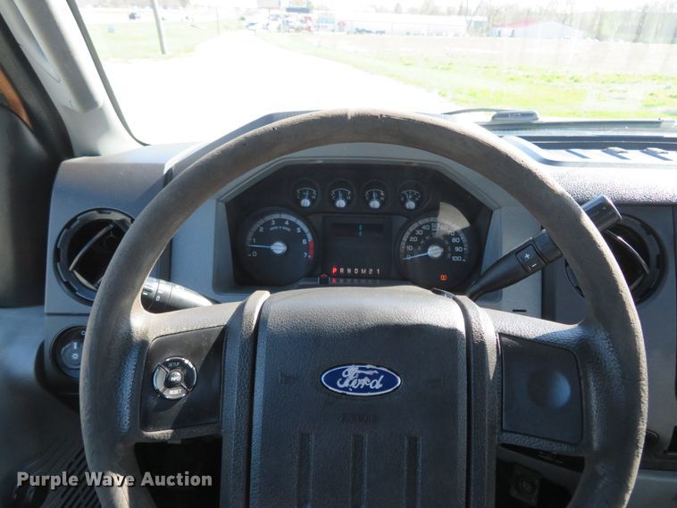 image for item HV9731 2012 Ford F250 Super Duty  pickup truck