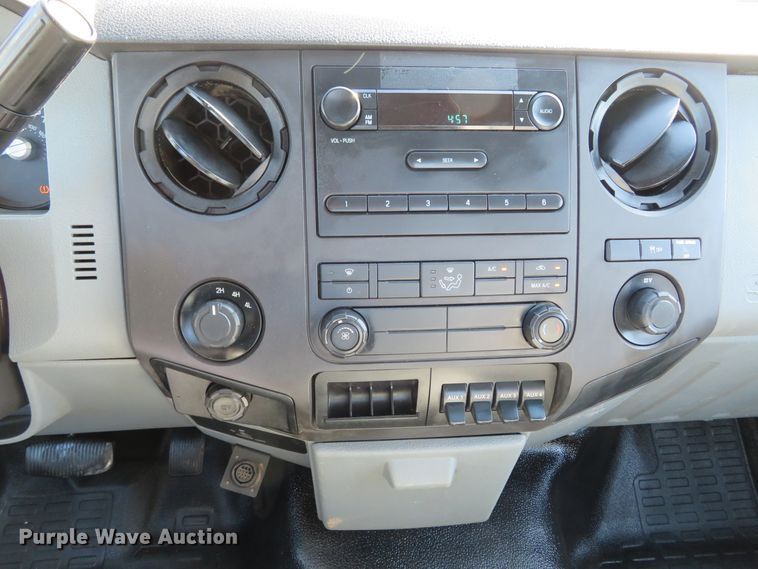 image for item HV9731 2012 Ford F250 Super Duty  pickup truck