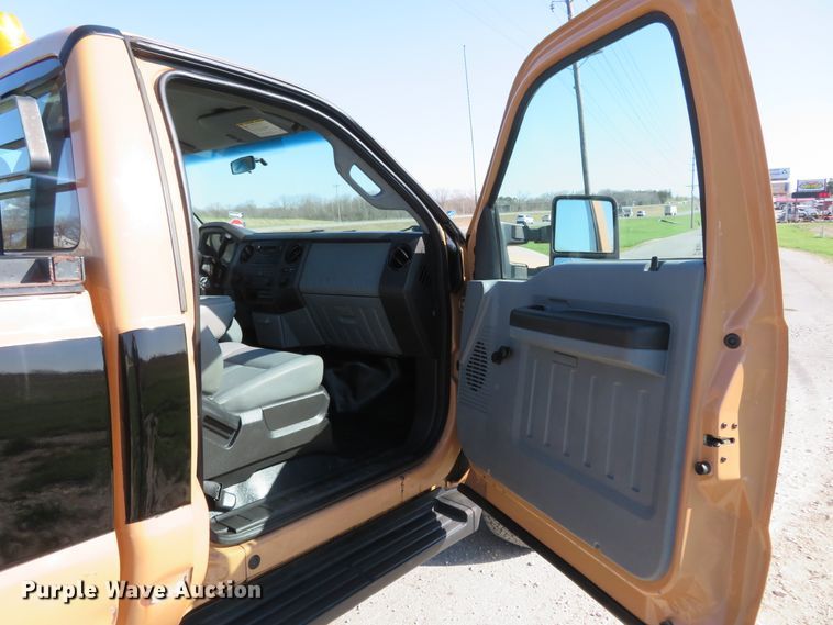 image for item HV9731 2012 Ford F250 Super Duty  pickup truck