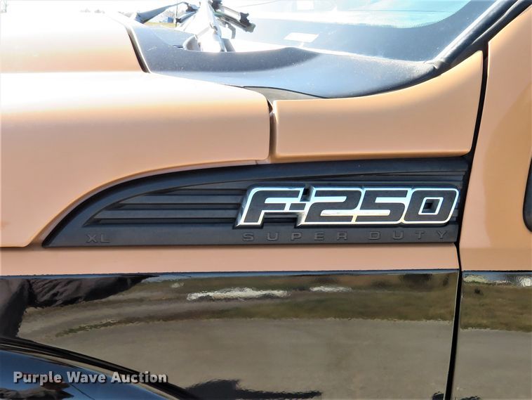 image for item HV9731 2012 Ford F250 Super Duty  pickup truck