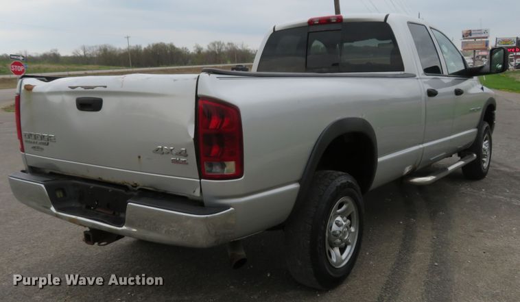 image for item HV9735 2003 Dodge Ram 2500HD SLT  Quad Cab pickup truck