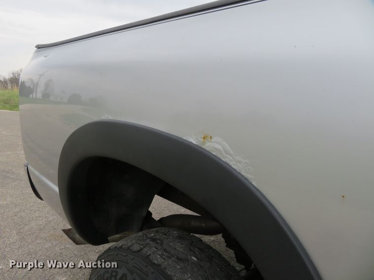 image for item HV9735 2003 Dodge Ram 2500HD SLT  Quad Cab pickup truck