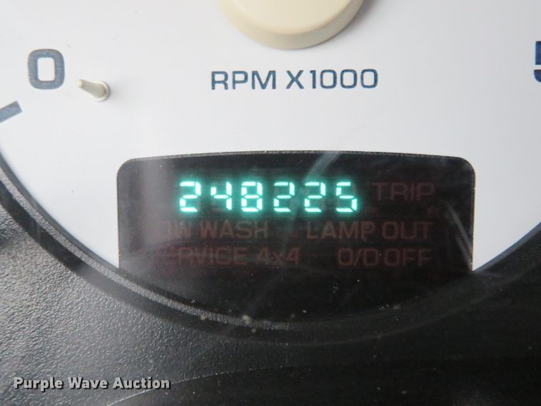 image for item HV9735 2003 Dodge Ram 2500HD SLT  Quad Cab pickup truck