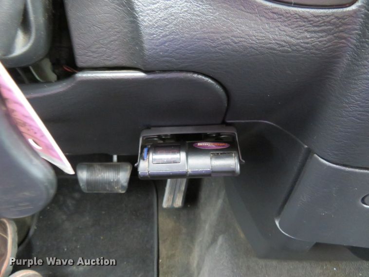 image for item HV9735 2003 Dodge Ram 2500HD SLT  Quad Cab pickup truck