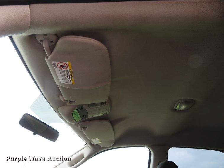 image for item HV9735 2003 Dodge Ram 2500HD SLT  Quad Cab pickup truck