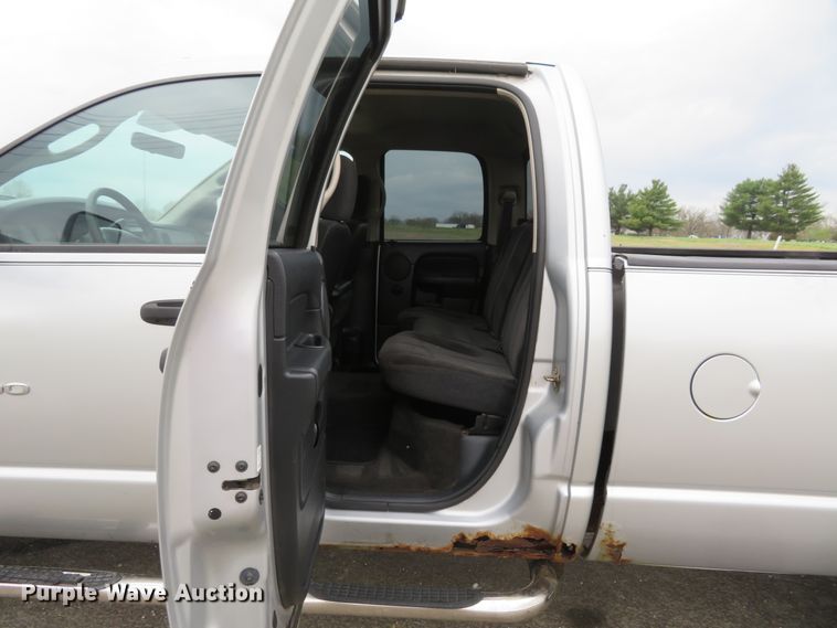 image for item HV9735 2003 Dodge Ram 2500HD SLT  Quad Cab pickup truck