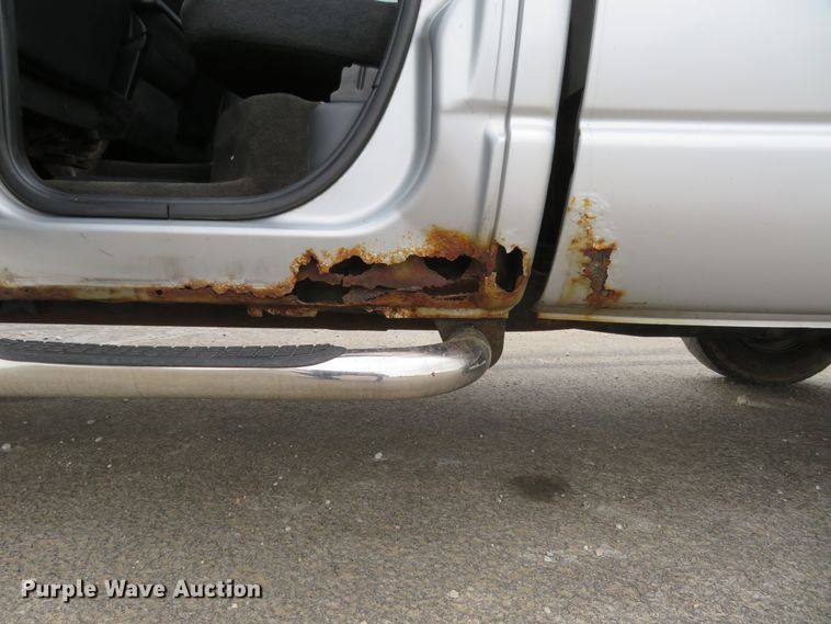 image for item HV9735 2003 Dodge Ram 2500HD SLT  Quad Cab pickup truck