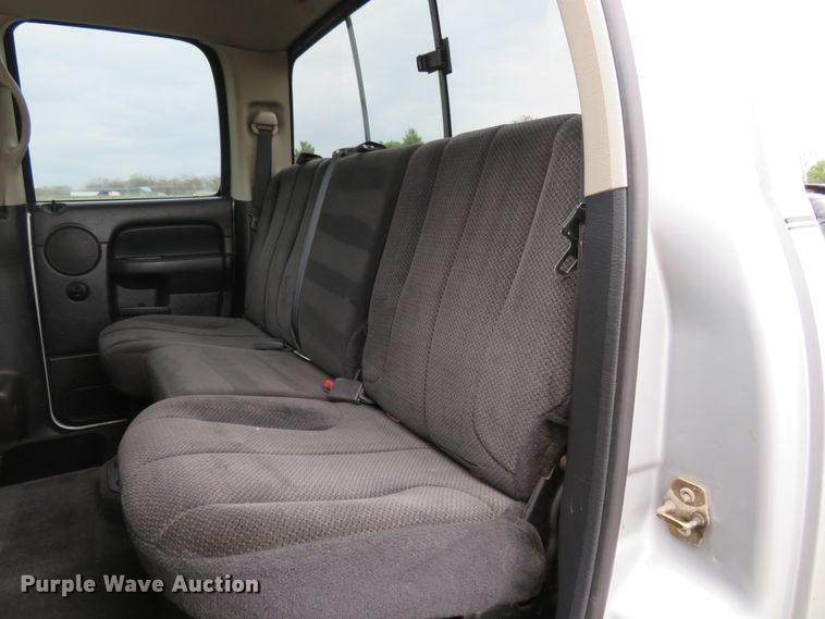 image for item HV9735 2003 Dodge Ram 2500HD SLT  Quad Cab pickup truck