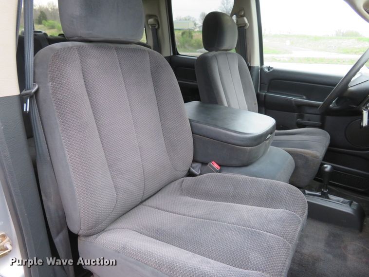 image for item HV9735 2003 Dodge Ram 2500HD SLT  Quad Cab pickup truck