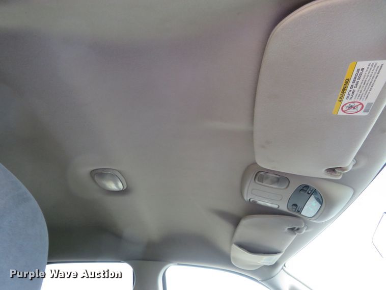 image for item HV9735 2003 Dodge Ram 2500HD SLT  Quad Cab pickup truck