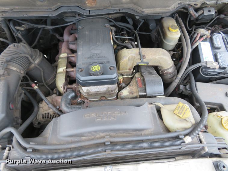 image for item HV9735 2003 Dodge Ram 2500HD SLT  Quad Cab pickup truck