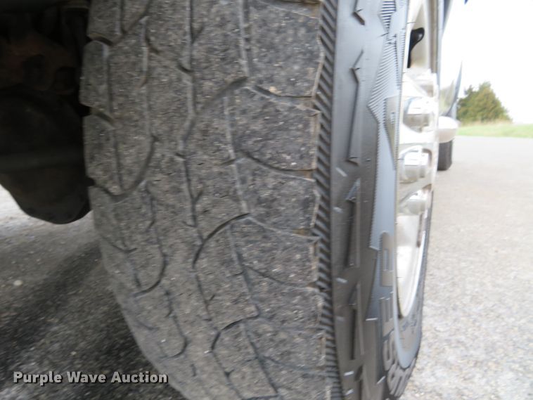 image for item HV9735 2003 Dodge Ram 2500HD SLT  Quad Cab pickup truck