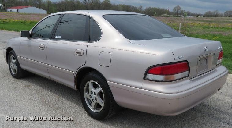 image for item HV9737 1997 Toyota Avalon XLS