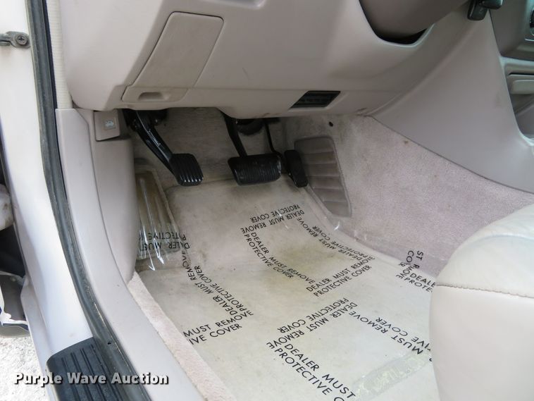 image for item HV9737 1997 Toyota Avalon XLS