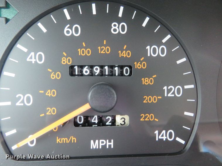 image for item HV9737 1997 Toyota Avalon XLS