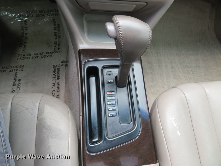 image for item HV9737 1997 Toyota Avalon XLS