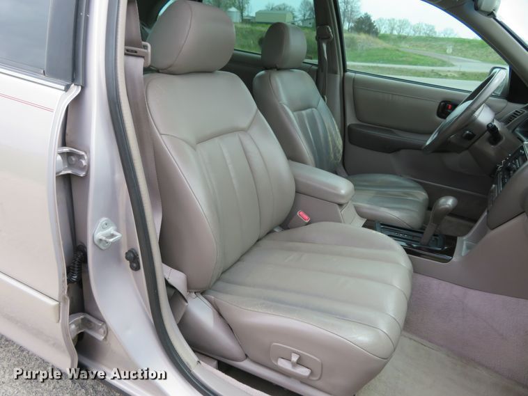 image for item HV9737 1997 Toyota Avalon XLS