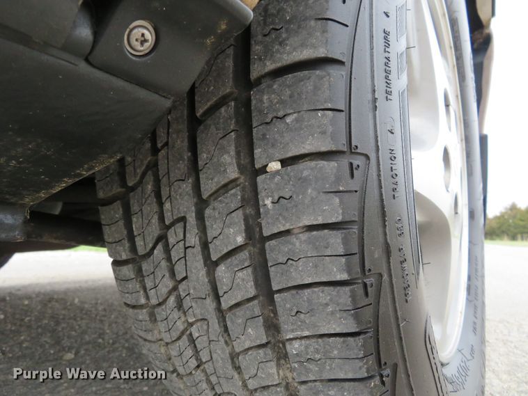 image for item HV9737 1997 Toyota Avalon XLS