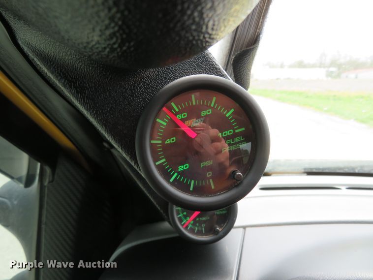 image for item HV9739 2005 Ford F250 Super Duty XLT  Crew Cab pickup truck