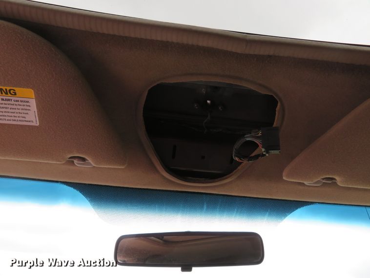 image for item HV9742 2004 Ford F350 Super Duty Lariat King Ranch  Crew Cab pickup truck