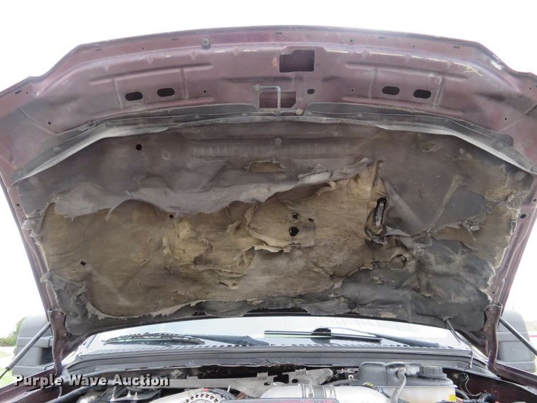 image for item HV9742 2004 Ford F350 Super Duty Lariat King Ranch  Crew Cab pickup truck