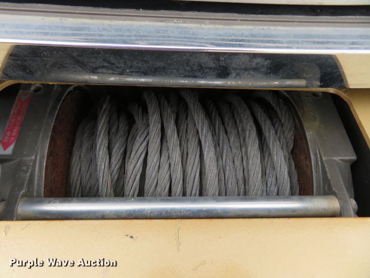 image for item HV9742 2004 Ford F350 Super Duty Lariat King Ranch  Crew Cab pickup truck