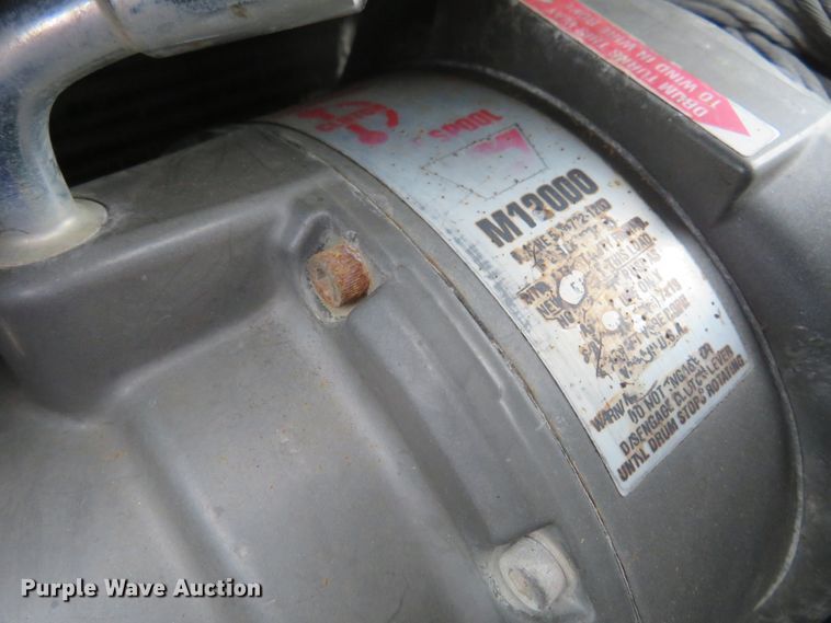 image for item HV9742 2004 Ford F350 Super Duty Lariat King Ranch  Crew Cab pickup truck