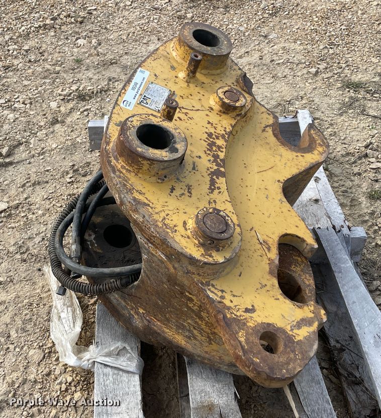 image for item II9349 Caterpillar E120B-311-312 quick coupler